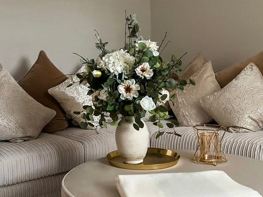 5 Sustainable Advantages of Faux Flowers